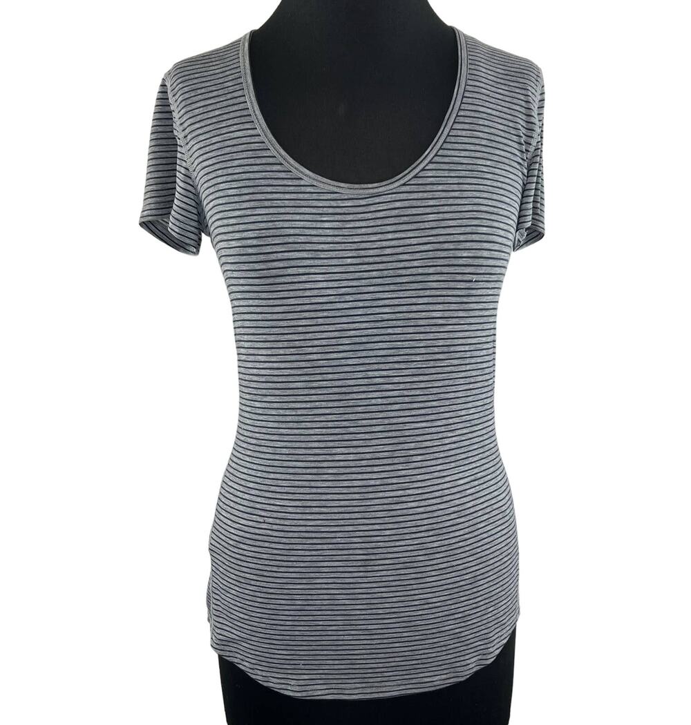 LUCY Athletic Scoop Neck Short Sleeve Gray Black Striped Workout T-Shirt Size XS